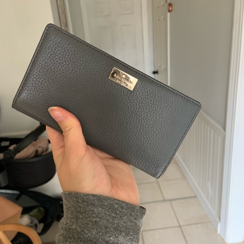 Kate Spade Wallet - Picture 5 of 7